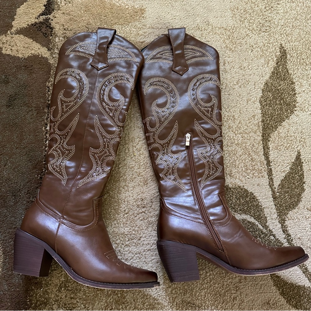 Women's Brown Cowgirl Boots